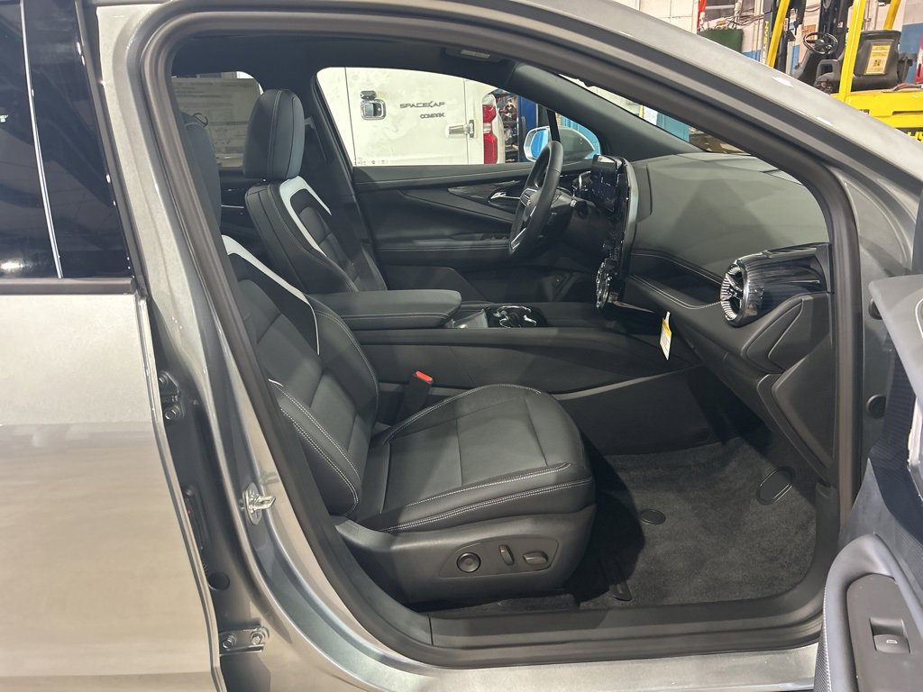 New 2024 Chevrolet Blazer EV LT image 30