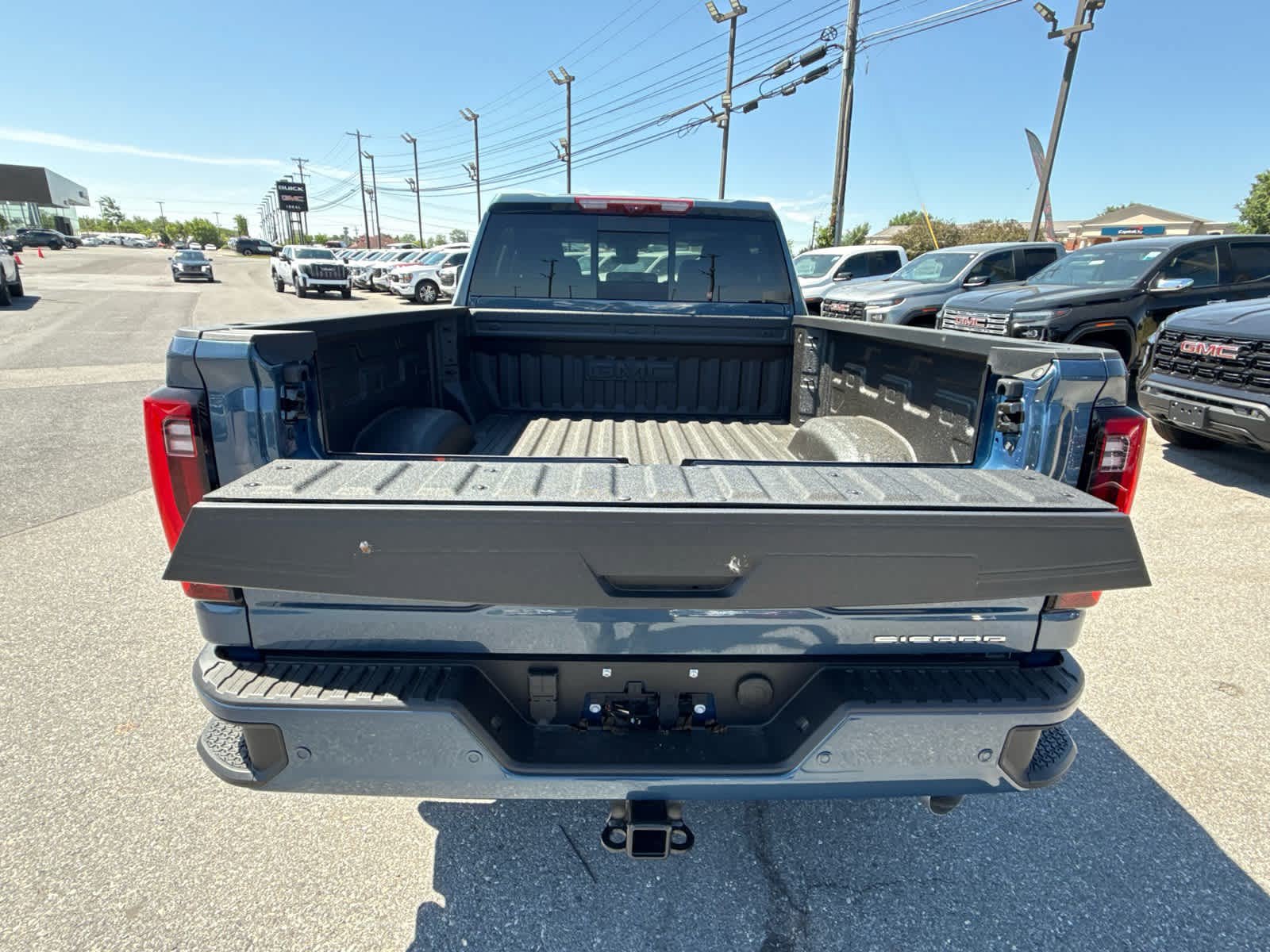 New 2026 GMC Sierra 3500 Denali w/ Denali Reserve Package AWD/4WD image 27
