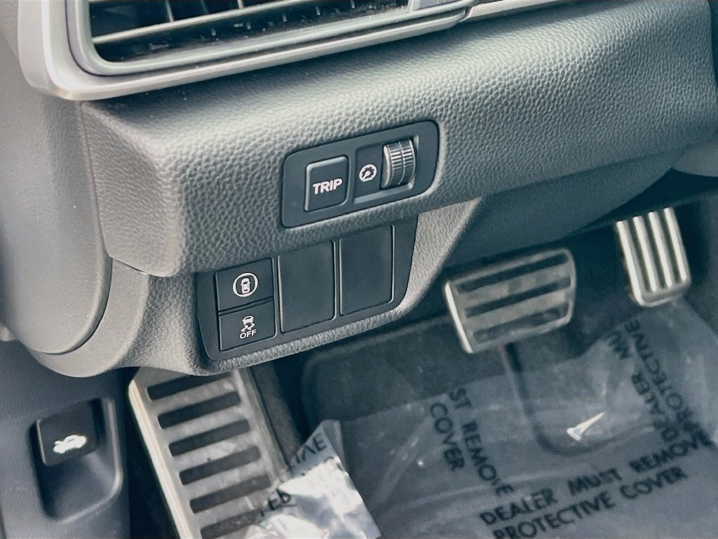 Used 2021 Honda Accord Sport image 10