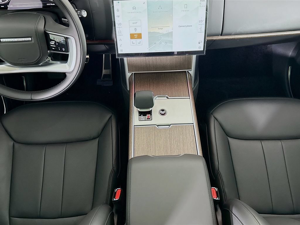 New 2026 Land Rover Range Rover Long Wheelbase SE AWD/4WD image 16