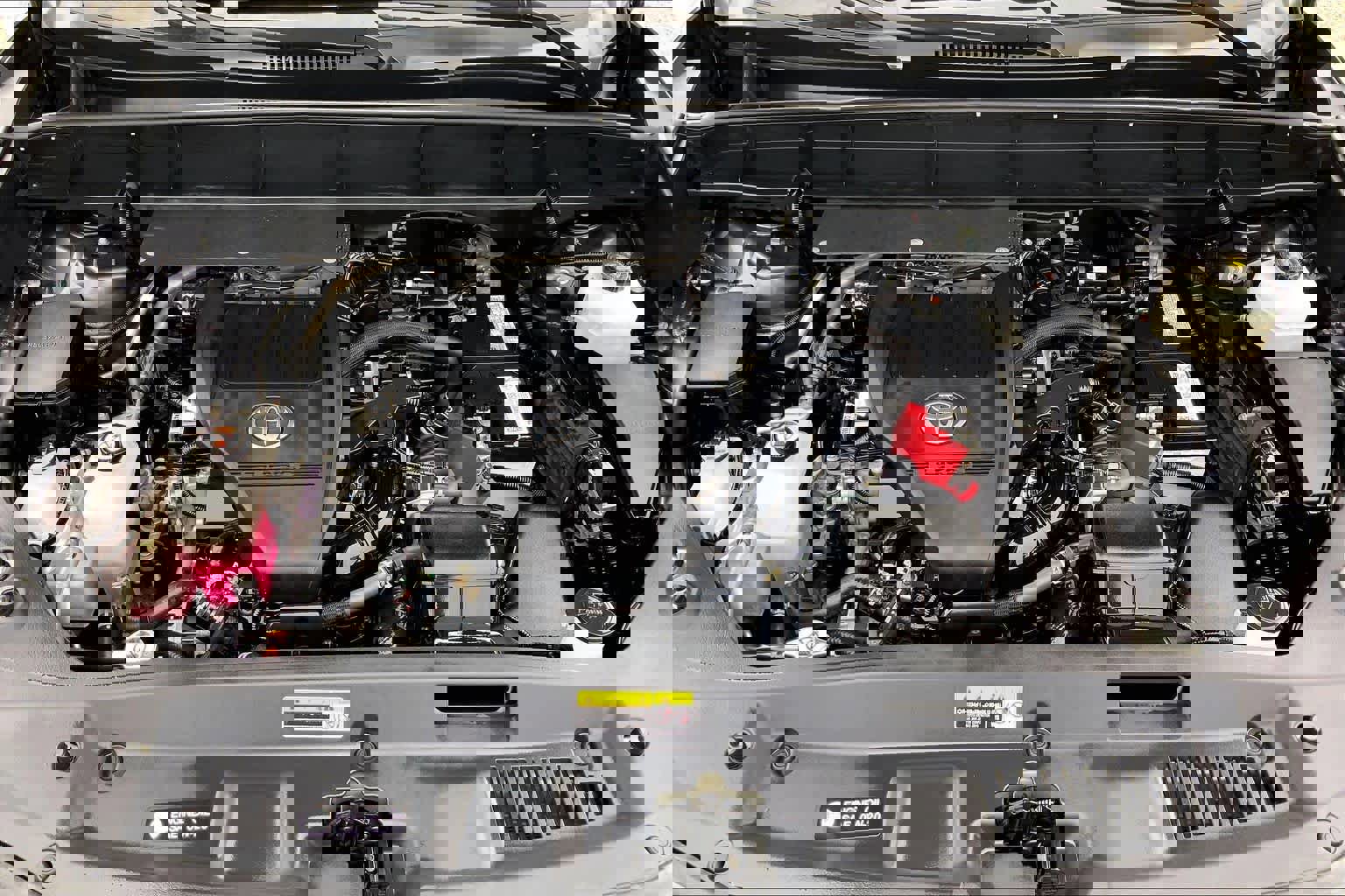 Used 2023 Toyota Highlander LE image 29