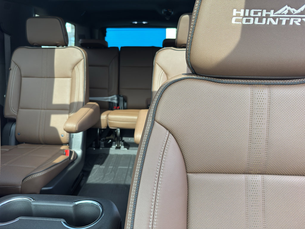 New 2026 Chevrolet Suburban High Country image 26