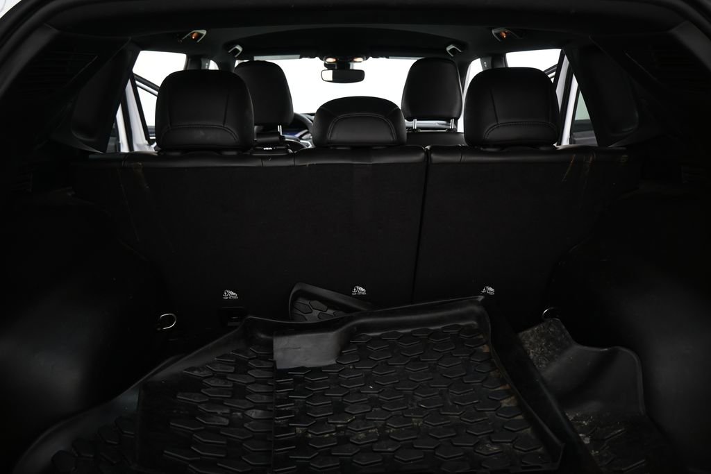 Used 2023 Jeep Compass Latitude image 25