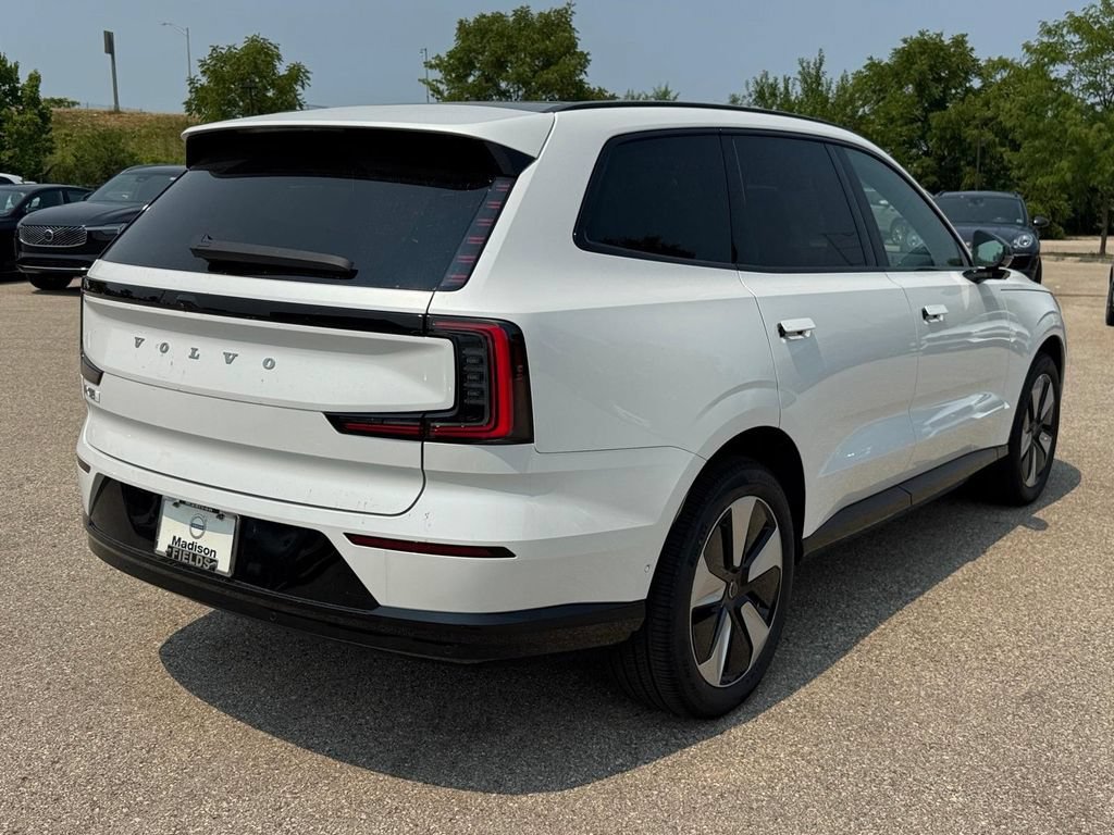 New 2025 Volvo EX90 Plus AWD/4WD image 4