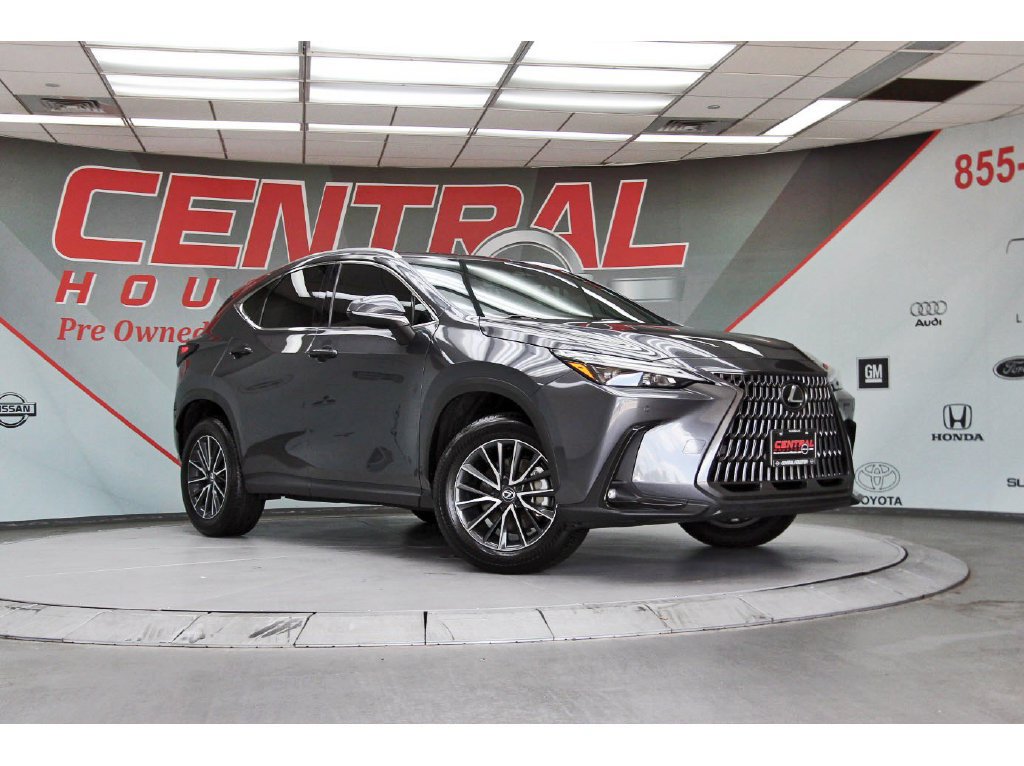 Used 2025 Lexus NX 250 FWD w/ Towing Package (2000 Lbs) image 1
