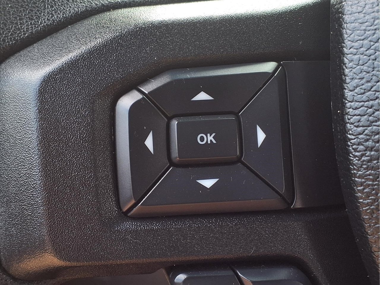 Used 2018 Ford F150 XLT AWD/4WD image 22