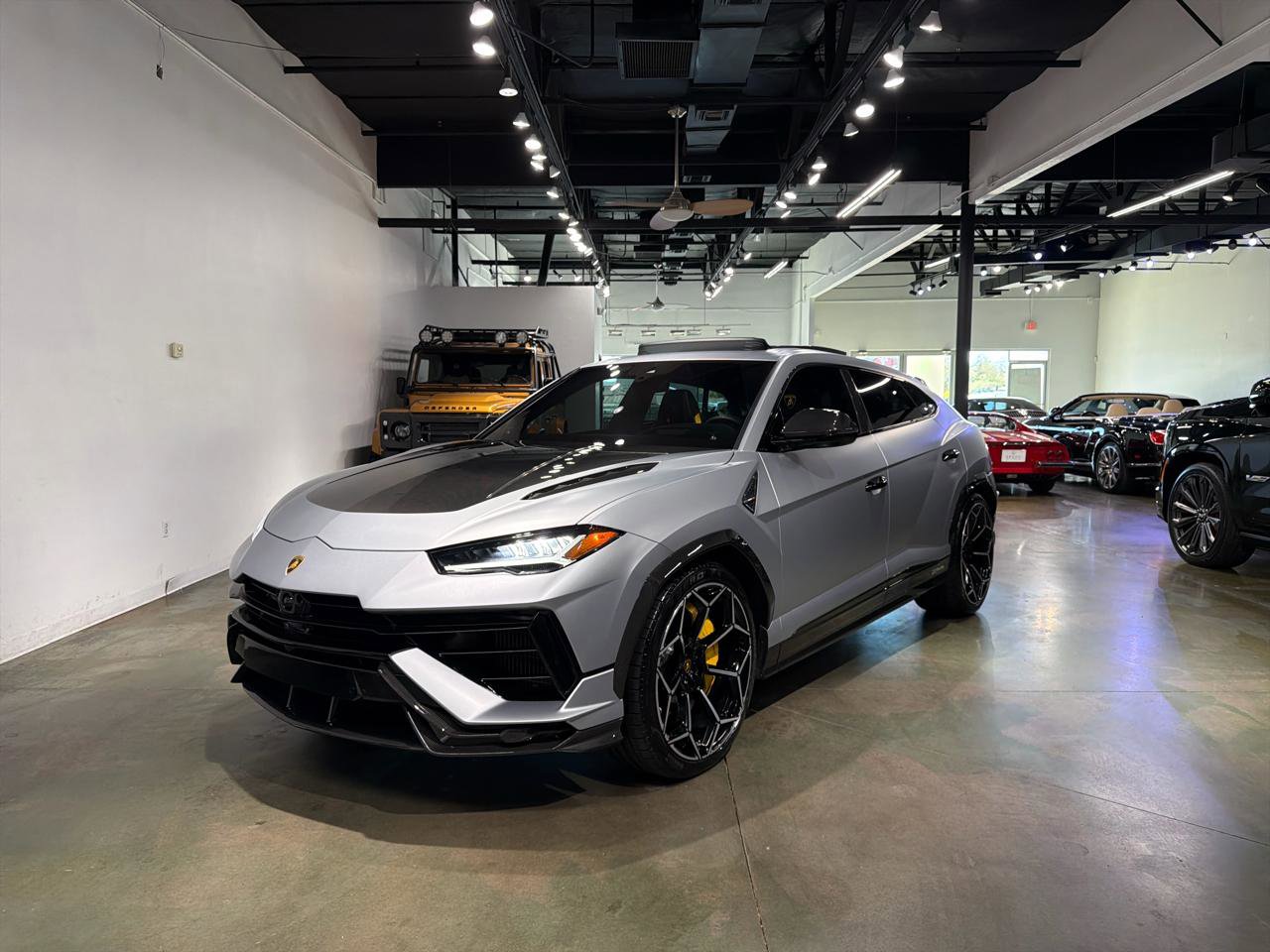 Used 2024 Lamborghini Urus Performante AWD/4WD image 43
