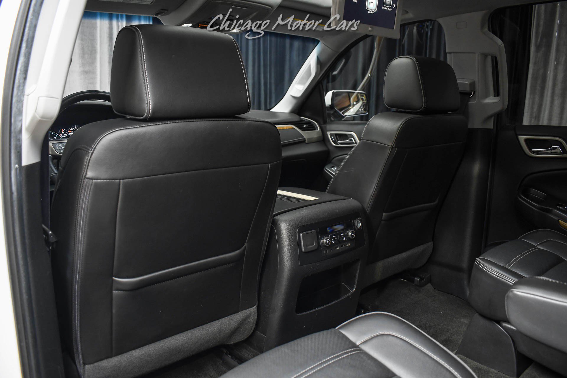 Used 2017 GMC Yukon Denali w/ Open Road Package AWD/4WD image 26