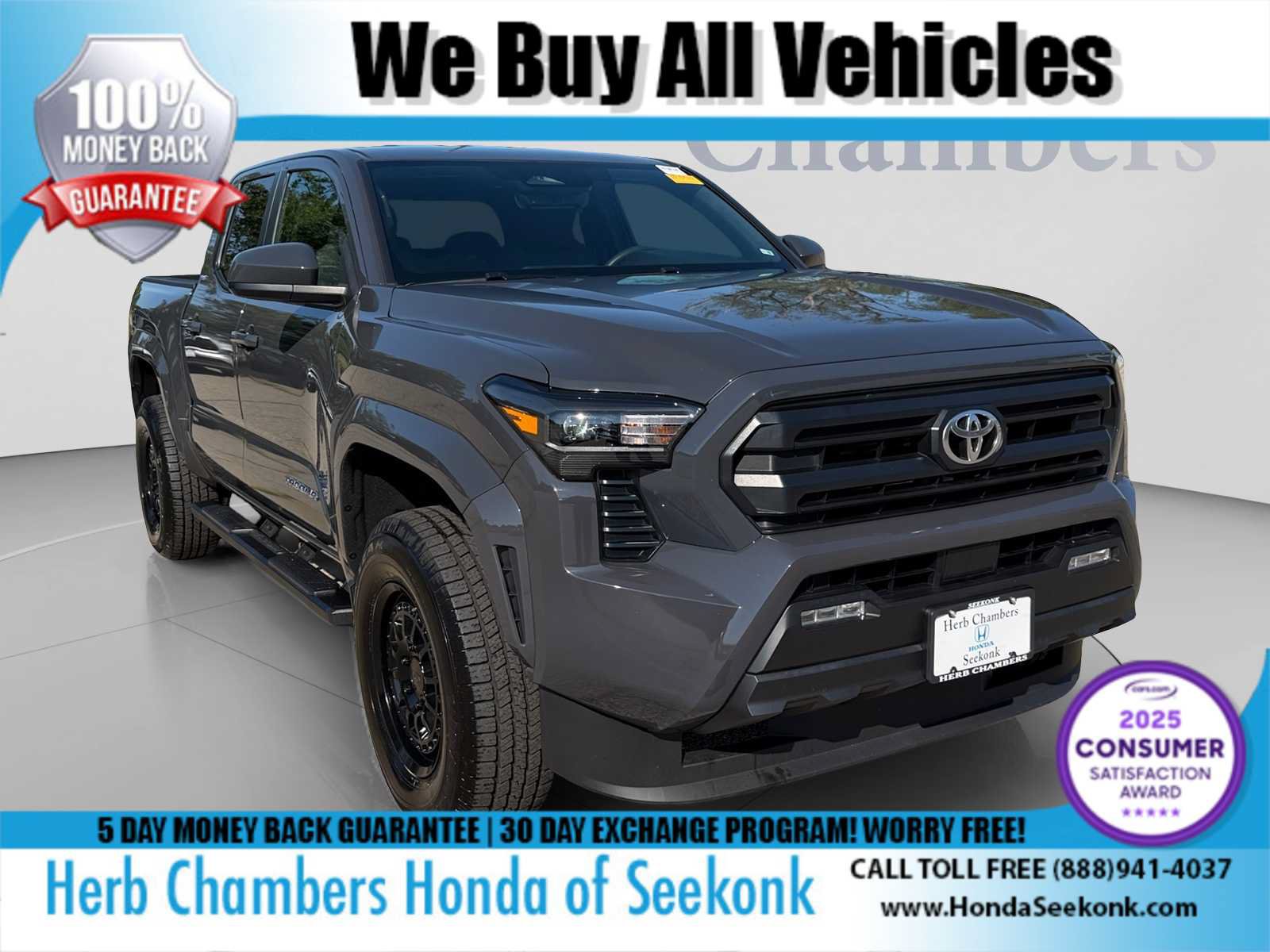 Used 2025 Toyota Tacoma SR5 AWD/4WD image 1