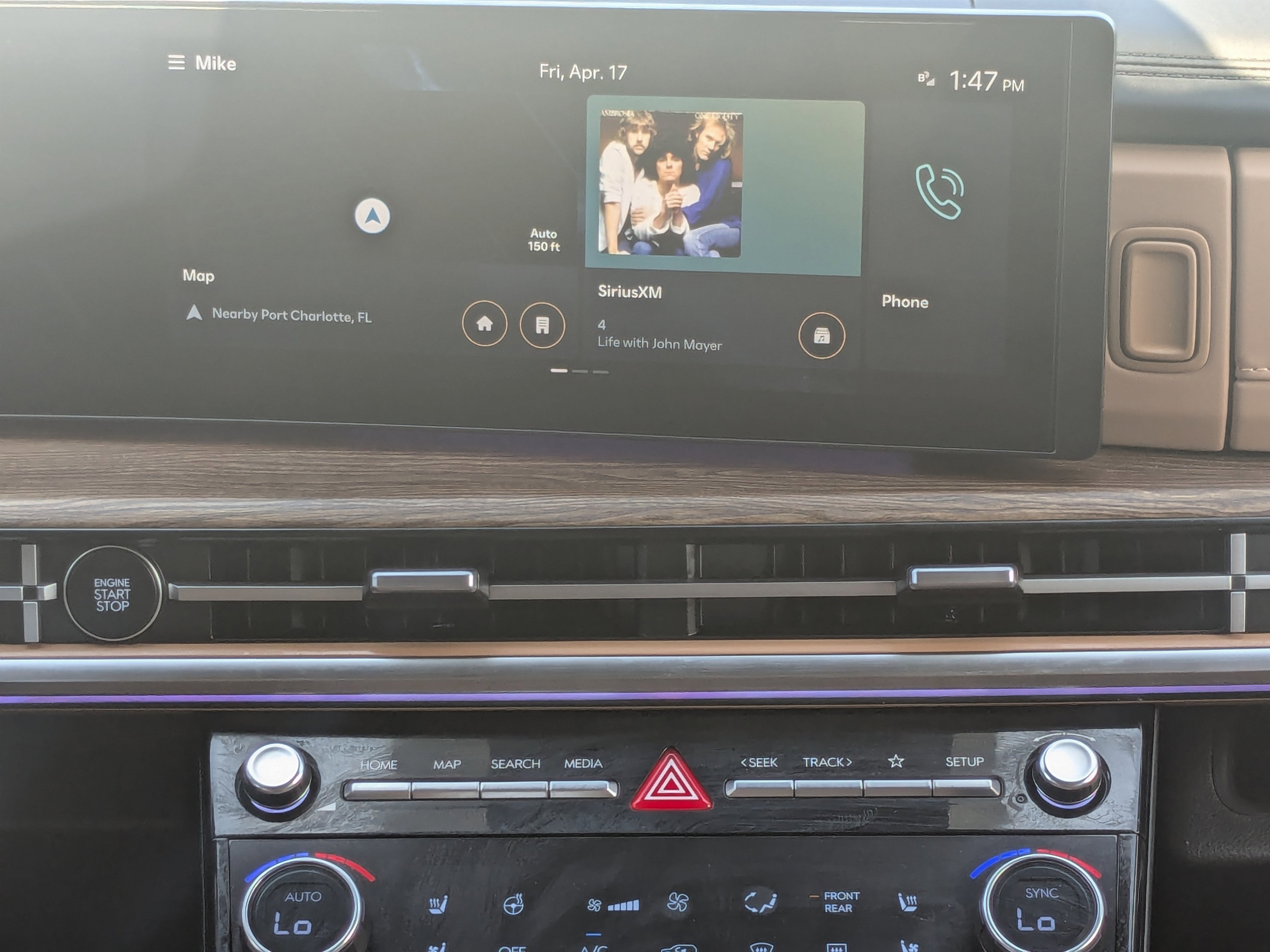 Used 2025 Hyundai Santa Fe Limited image 25