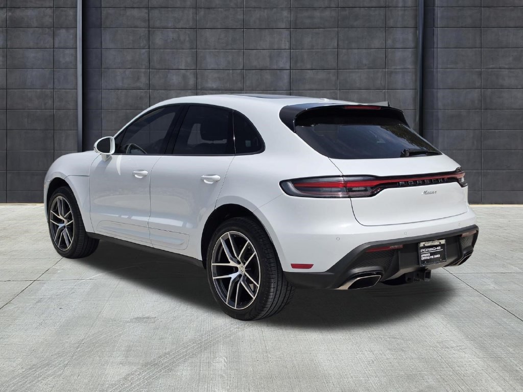 Certified 2024 Porsche Macan Turbo AWD/4WD image 3