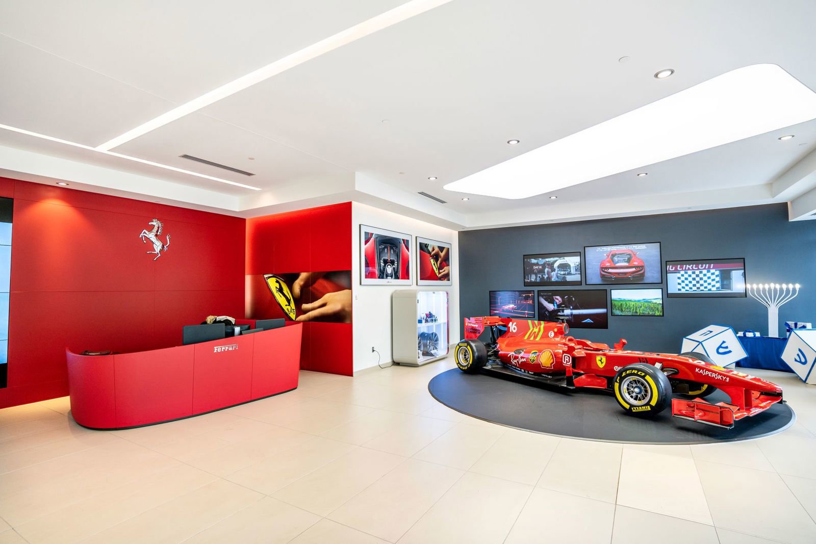 Used 2026 Porsche 911 Targa 4 GTS image 5