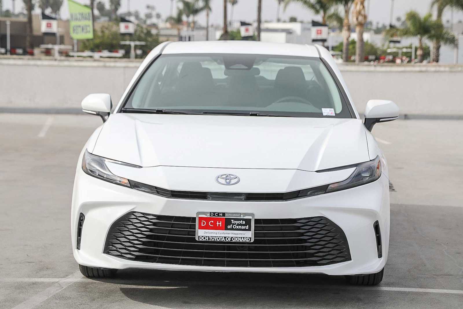Certified 2025 Toyota Camry LE image 4