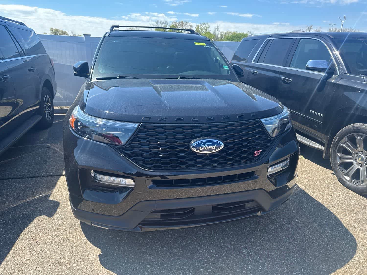 Used 2023 Ford Explorer ST w/ Equipment Group 401A AWD/4WD image 4