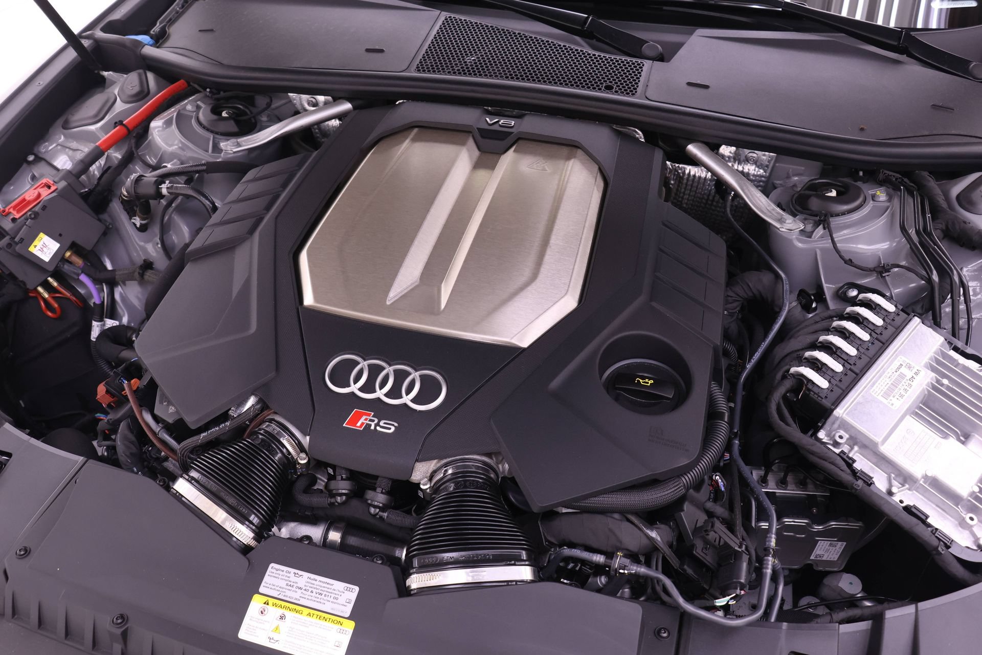 Certified 2025 Audi RS 6 performance AWD/4WD image 25