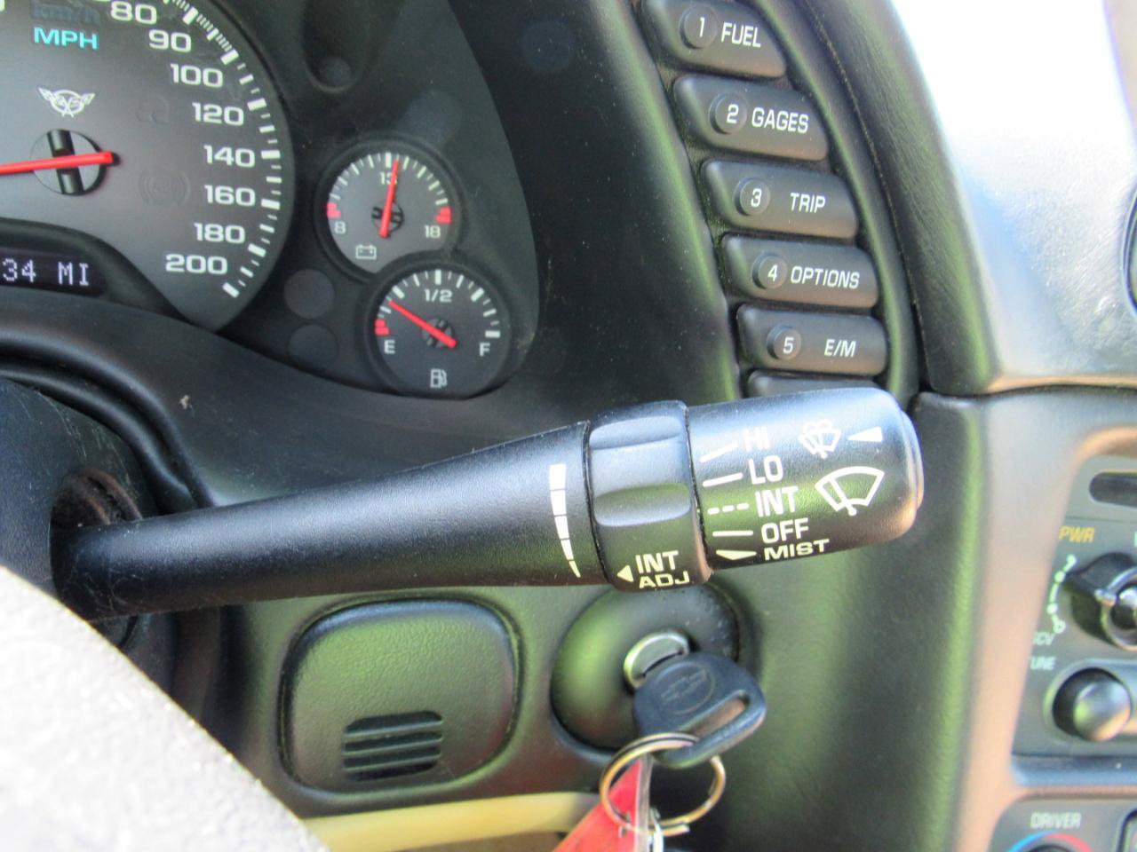 Used 2004 Chevrolet Corvette Convertible w/ Preferred Equipment Group RWD image 26