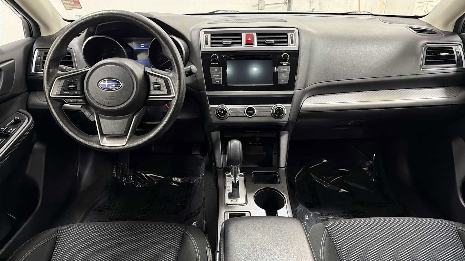 Used 2019 Subaru Outback 2.5i AWD/4WD image 25