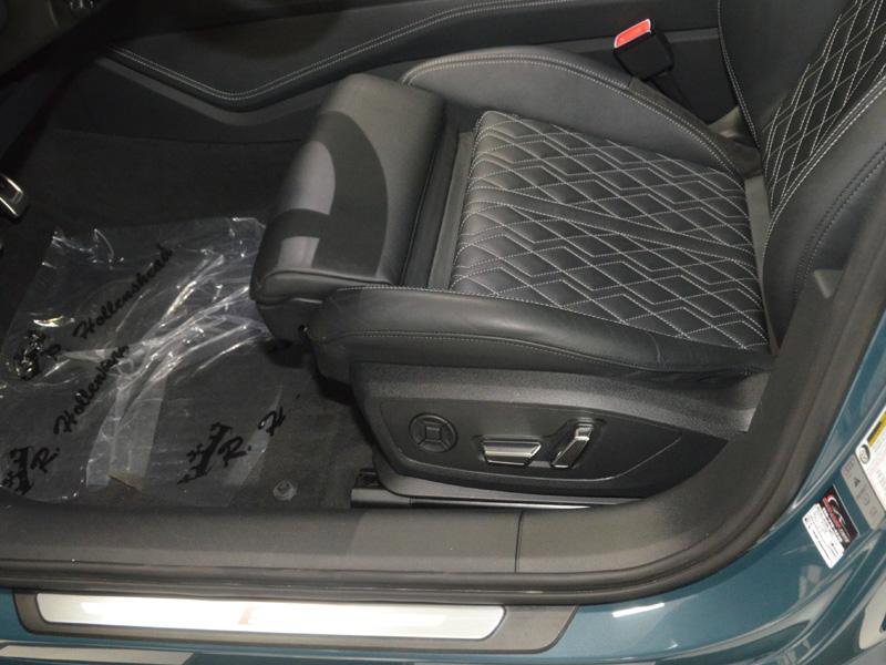 Used 2020 Audi S6 Premium Plus w/ S Sport Package image 19