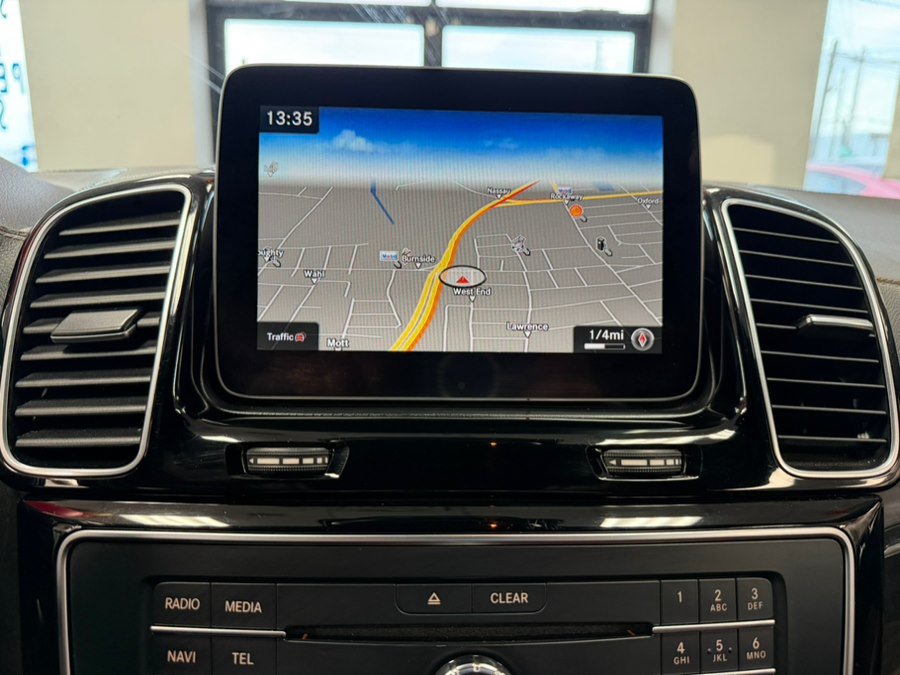 Used 2017 Mercedes-Benz GLE 43 AMG 4MATIC Coupe w/ Parking Assist Package image 57