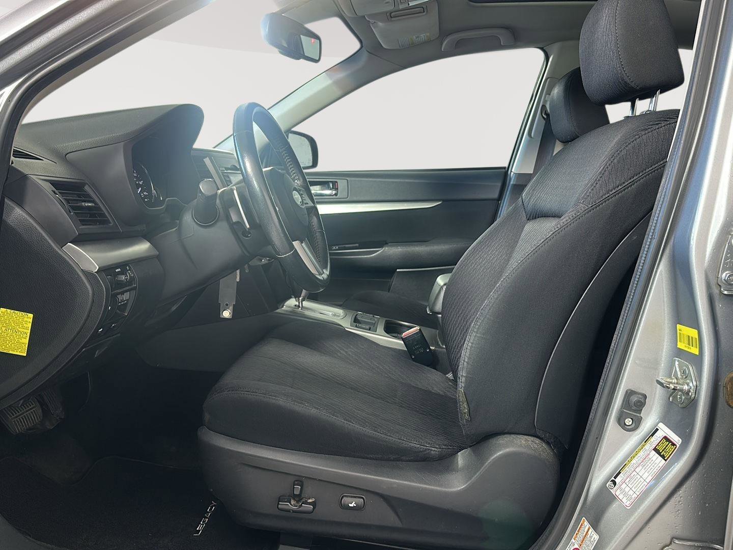 Used 2011 Subaru Legacy 2.5i Premium w/ All-Weather Pkg image 5