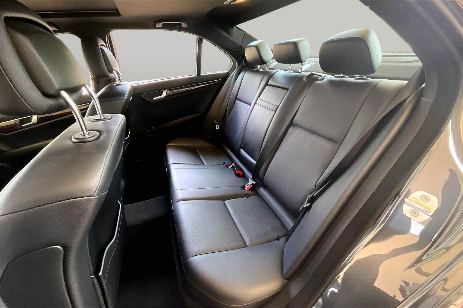 Used 2014 Mercedes-Benz C 250 Sedan image 18