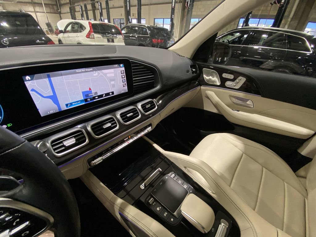Certified 2022 Mercedes-Benz GLS 450 4MATIC image 8