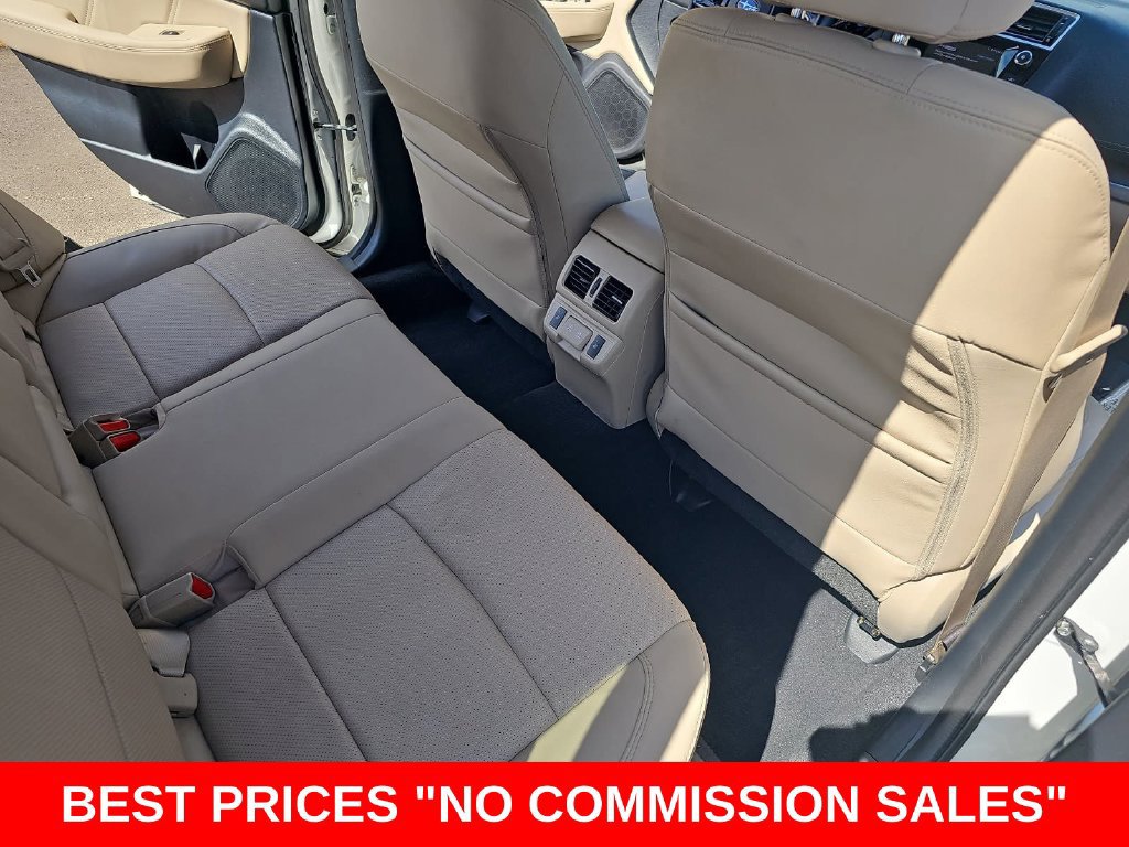 Used 2019 Subaru Outback 3.6R Limited AWD/4WD image 11