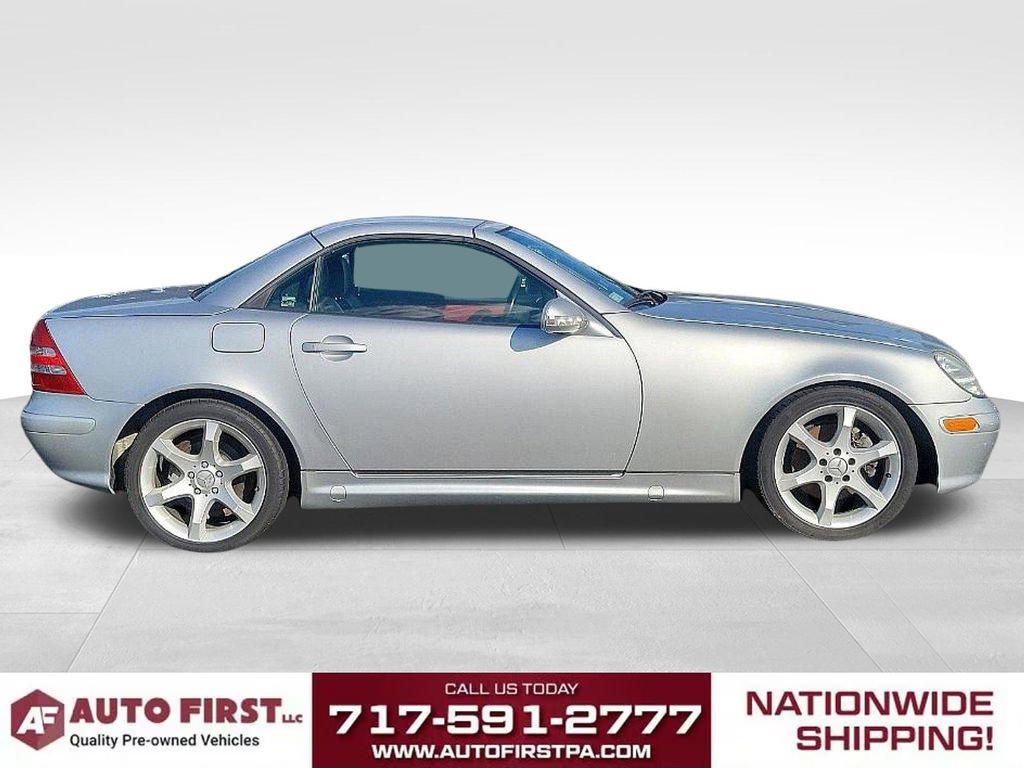 Used 2001 Mercedes-Benz SLK 320 image 7