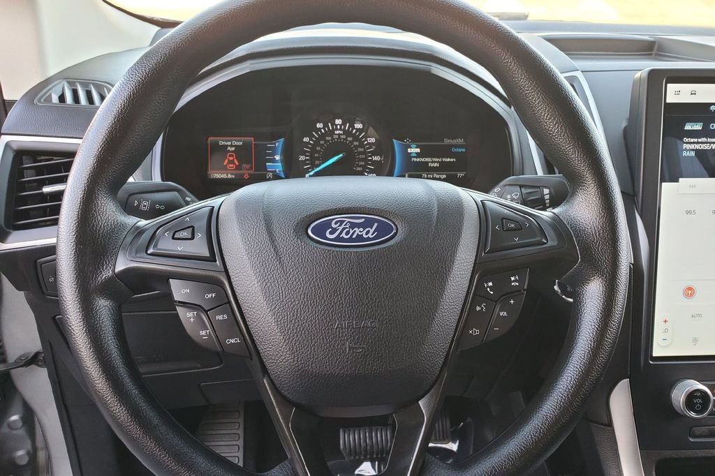 Used 2022 Ford Edge SE w/ Black Appearance Package AWD/4WD image 12