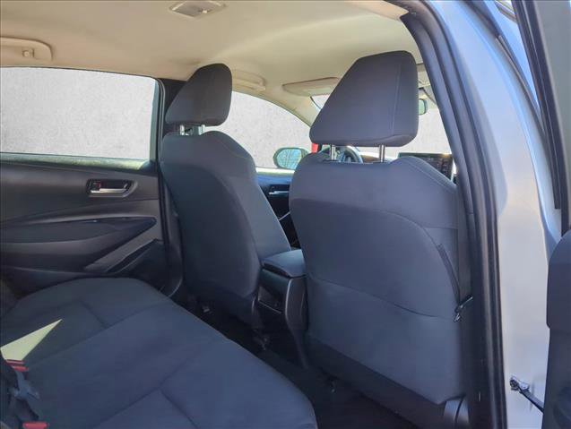 Used 2021 Toyota Corolla LE image 16