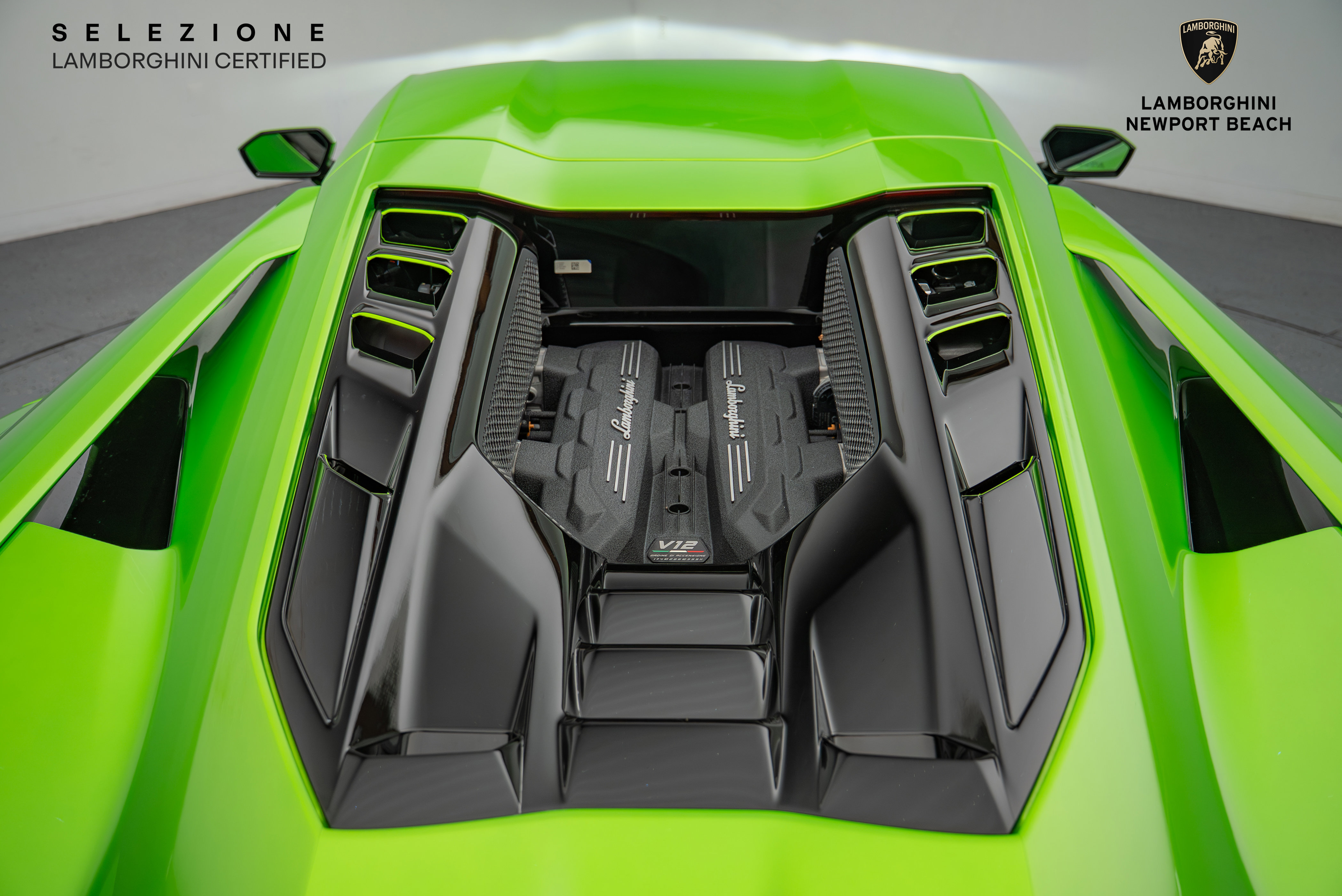 Used 2024 Lamborghini Revuelto AWD/4WD image 19