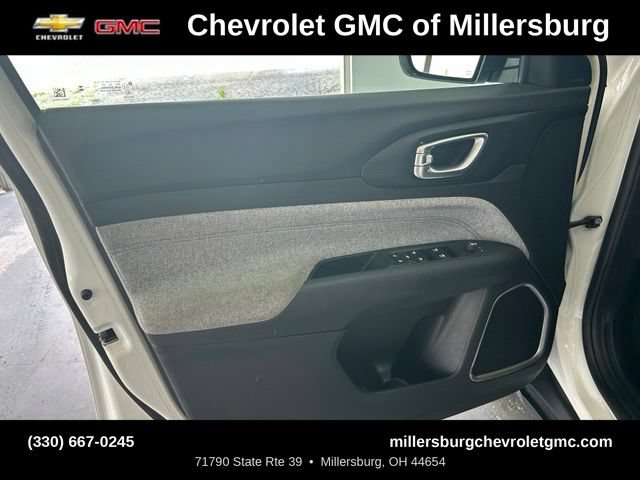 Used 2024 Jeep Compass Latitude AWD/4WD image 17