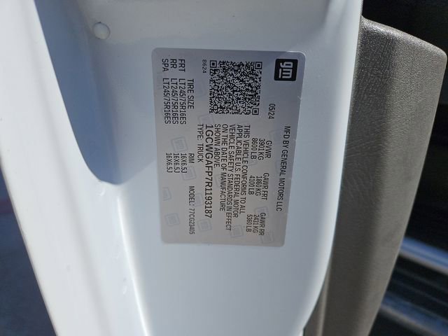 Used 2024 Chevrolet Express 2500 w/ Driver Convenience Package image 24