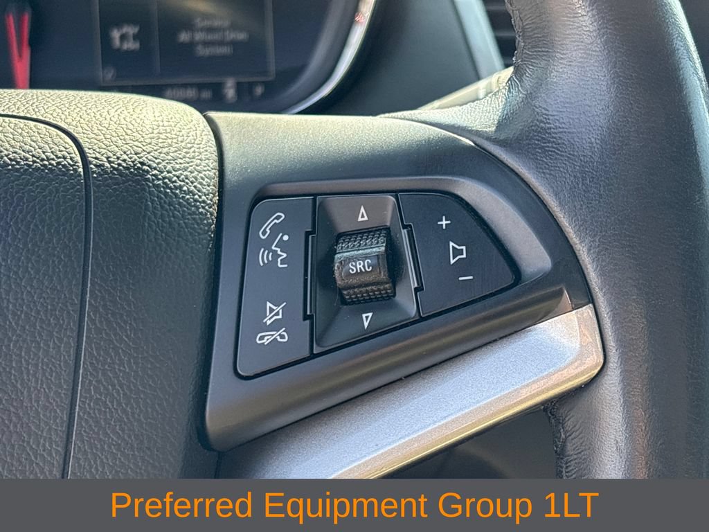 Used 2022 Chevrolet Trax LT w/ LT Convenience Package AWD/4WD image 13