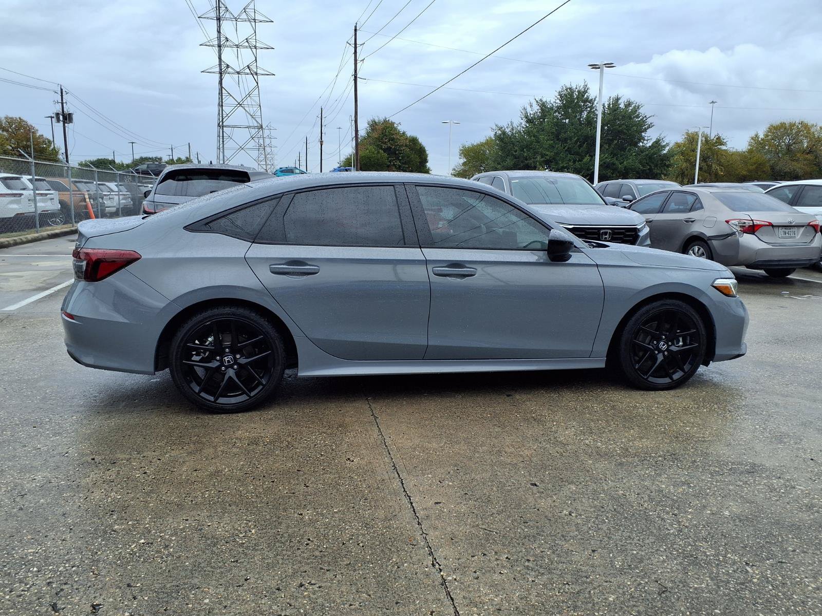 Used 2025 Honda Civic Sport image 9