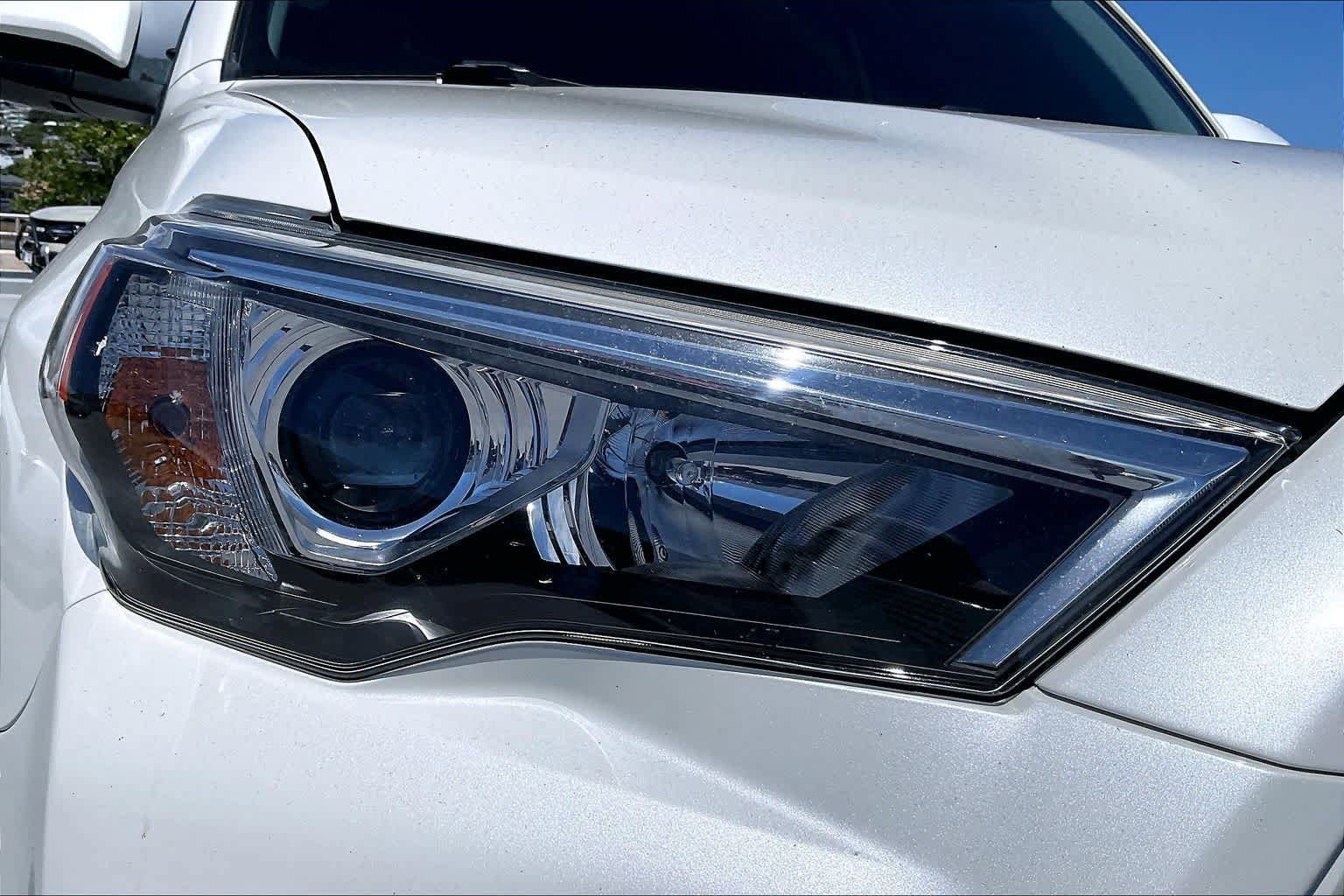 Used 2021 Toyota 4Runner Limited RWD image 31