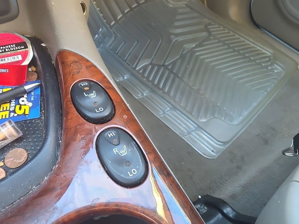 Used 2007 Toyota Sequoia Limited image 25