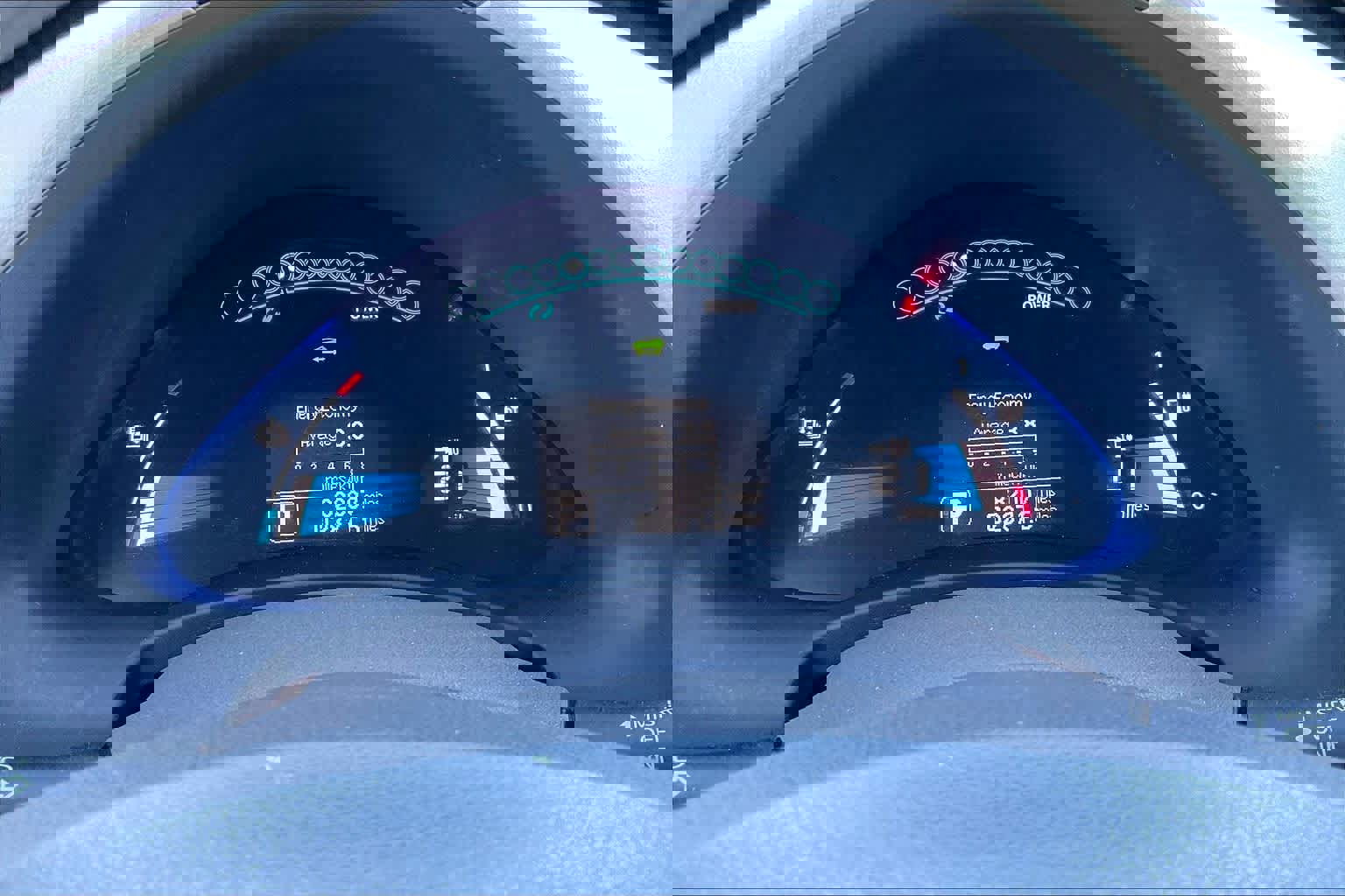 Used 2011 Nissan Leaf w/ Protection Pkg image 17