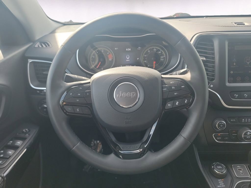 Used 2023 Jeep Cherokee Altitude Lux AWD/4WD image 12