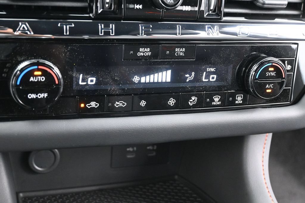 New 2026 Nissan Pathfinder Rock Creek AWD/4WD image 11