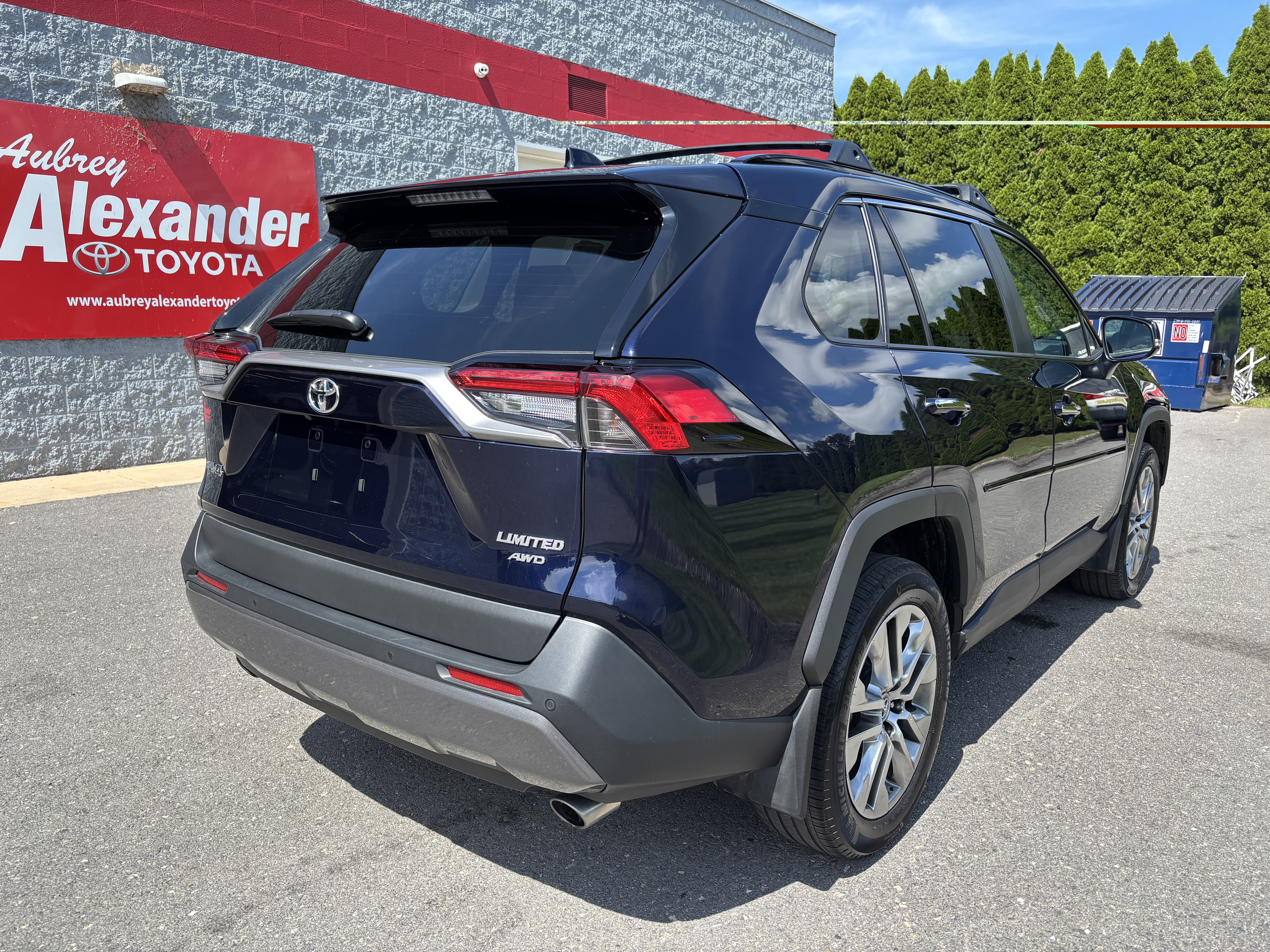 Used 2019 Toyota RAV4 Limited w/ Protection Package AWD/4WD image 3