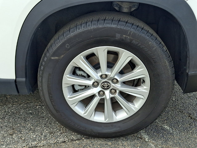 Certified 2024 Toyota Grand Highlander AWD image 5