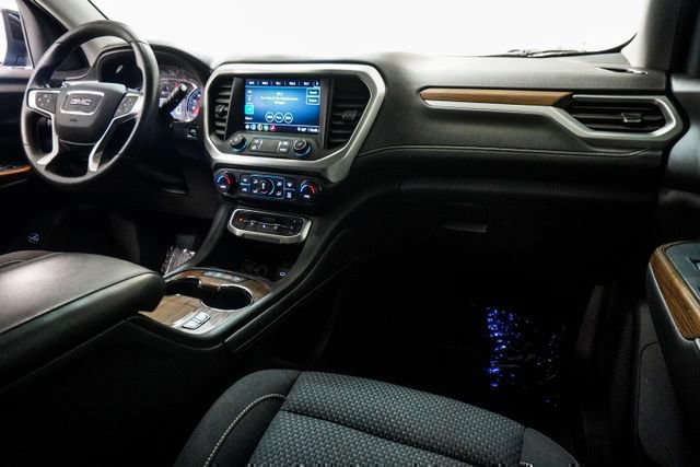 Used 2021 GMC Acadia SLE w/ Driver Convenience Package FWD image 10