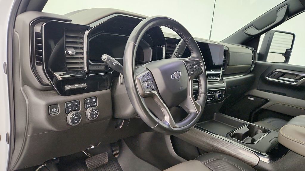 Used 2024 Chevrolet Silverado 2500 ZR2 w/ ZR2 Bison Edition image 16