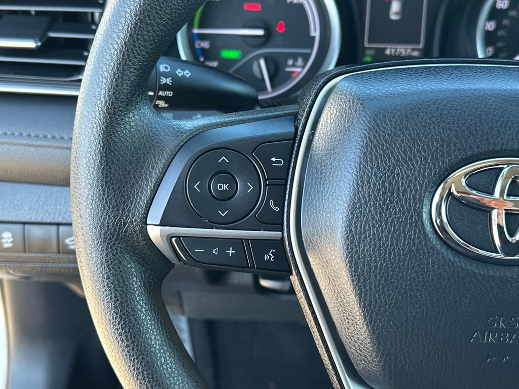 Used 2021 Toyota Camry LE image 21