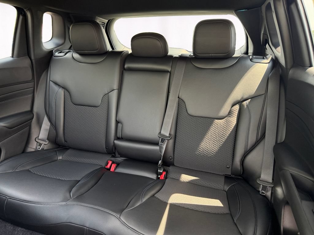 New 2026 Jeep Compass Latitude AWD/4WD image 13