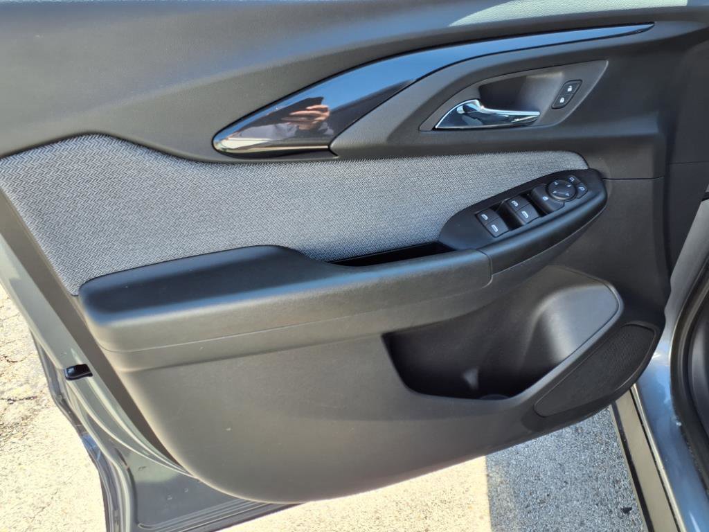 Certified 2022 Chevrolet TrailBlazer LT w/ Convenience Package image 12