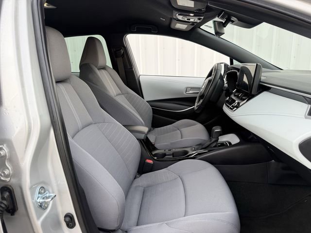 Used 2025 Toyota Corolla SE image 29