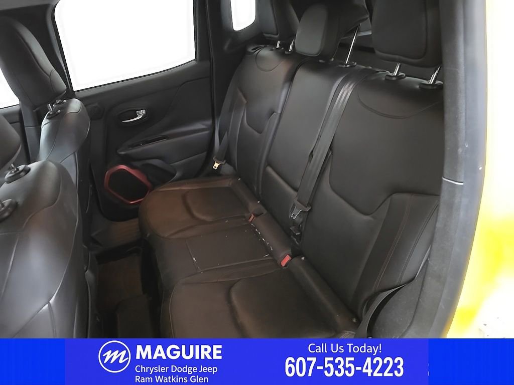 Used 2015 Jeep Renegade Trailhawk w/ Premium Leather Group AWD/4WD image 34