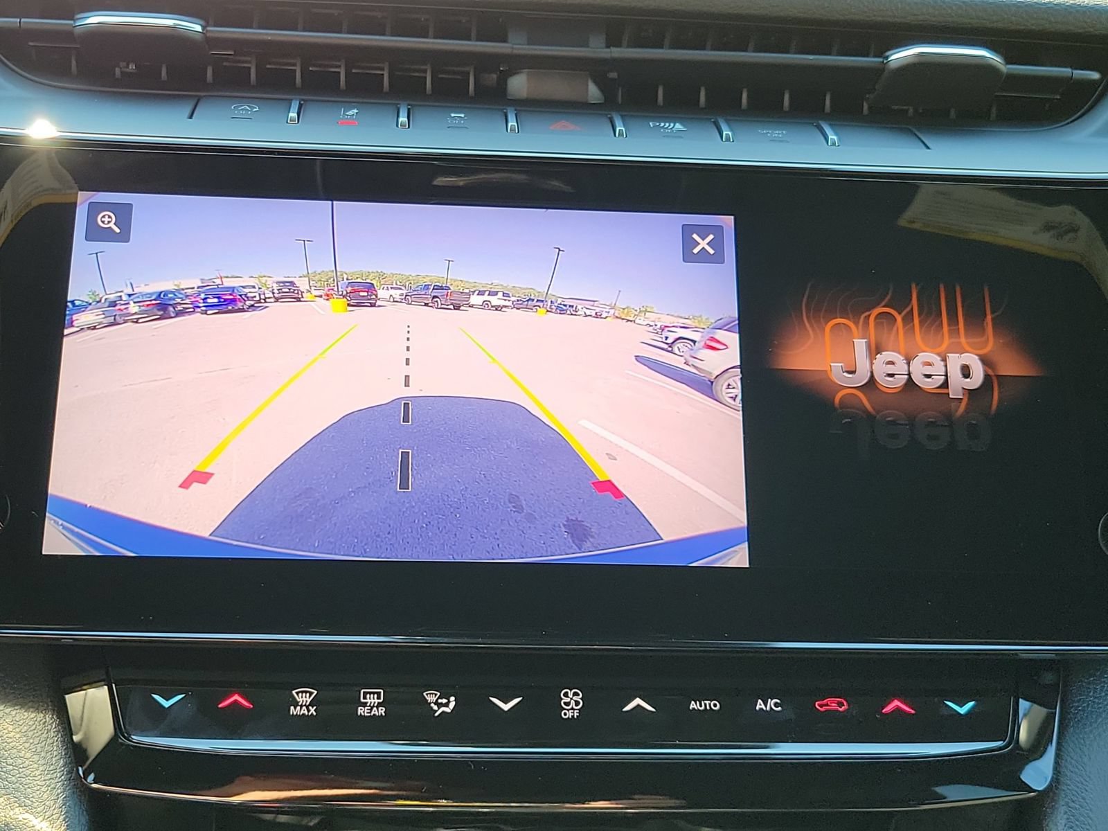 New 2027 Jeep Grand Cherokee Altitude RWD image 19